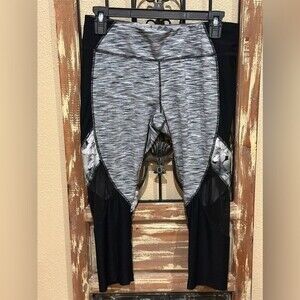 Avia athletic yoga capris